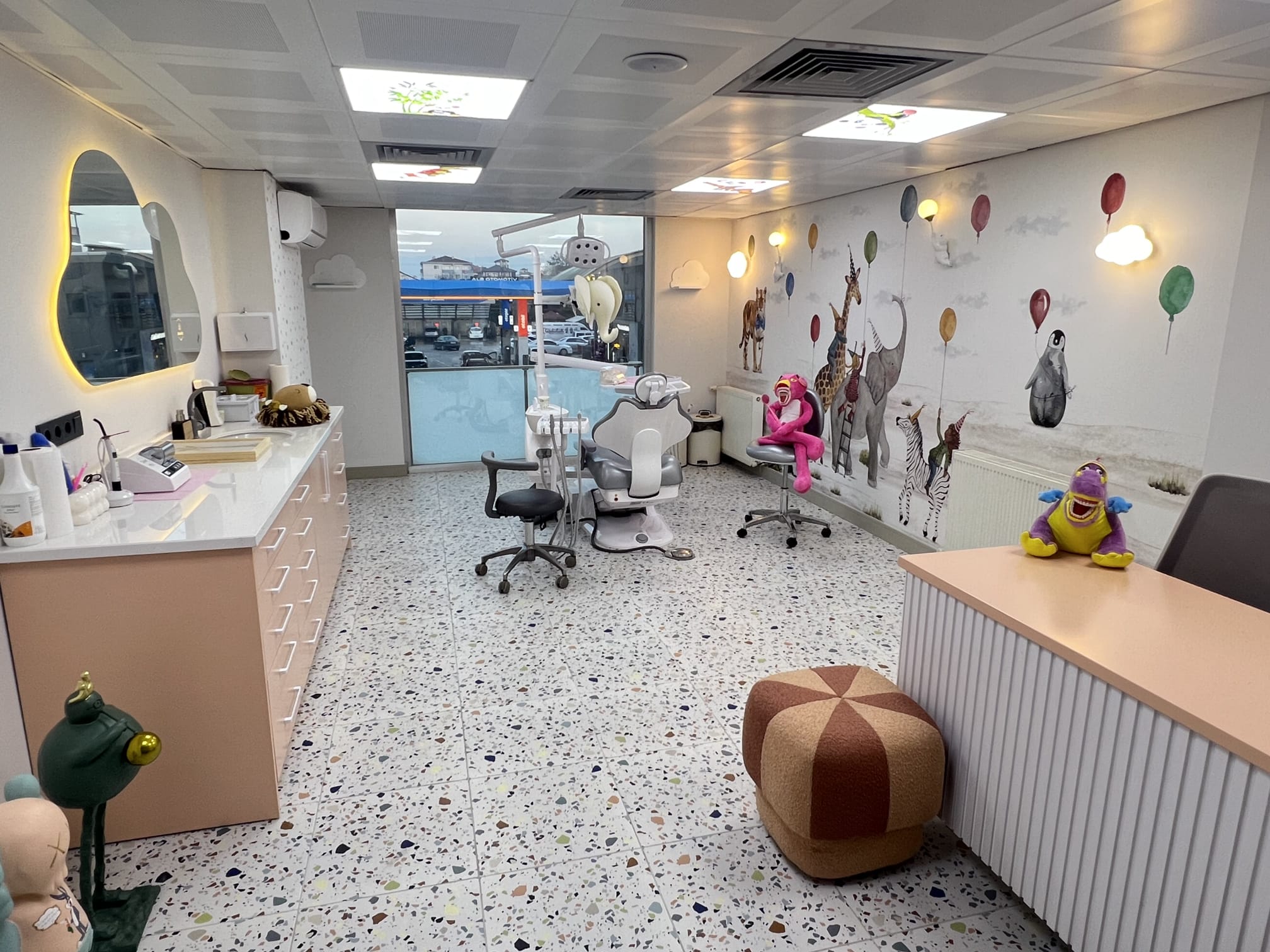 Uzman Dent klinik içi